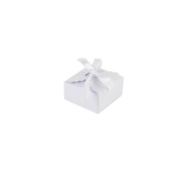 boites-festonnes-blanches-dragees | jourdefete.com