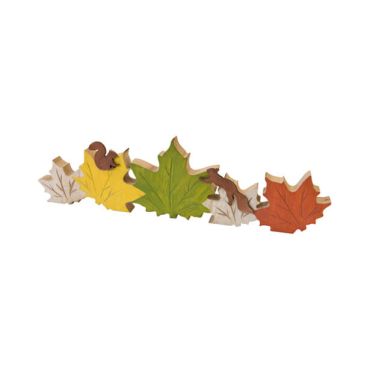 Centre de table à poser en bois avec des feuilles d'automne et ses écureuils | jourdefete.com