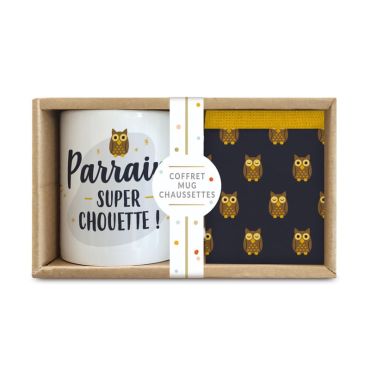 Un coffret composé d'un mug et d'une paire de chaussettes pour votre parrain | jourdefete.com