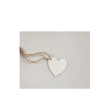 6 cœurs en bois avec cordelette