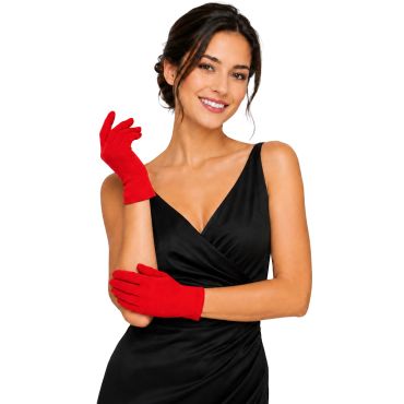 Femme élégante en robe noire arborant des gants courts basiques de couleur rouge vif de 20 cm pour déguisement | jourdefete.com Femme élégante en robe noire arborant des gants courts basiques de couleur rouge vif de 20 cm pour déguisement | jourdefete.com