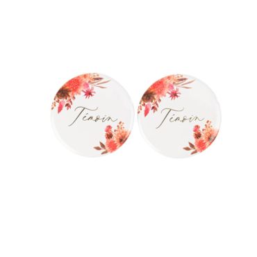 Des badges blancs avec écrit "Témoin" en doré pour votre mariage | jourdefete.com