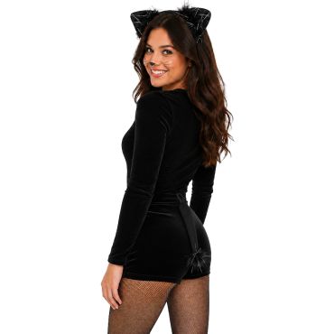 Femme portant le set d'accessoires de déguisement chat noir avec oreilles et queue | jourdefete.com Femme portant le set d'accessoires de déguisement chat noir avec oreilles et queue | jourdefete.com