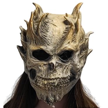 Un effrayant masque de crâne avec cornes pour Halloween | jourdefete.com