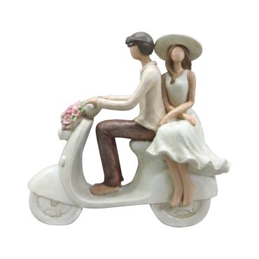 Figurine couple de mariés sur scooter fleuri décoration mariage | jourdefete.com
