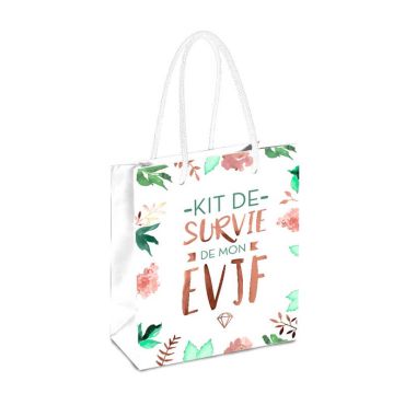 Petite pochette kit de survie de mon EVJF | jourdefete.com