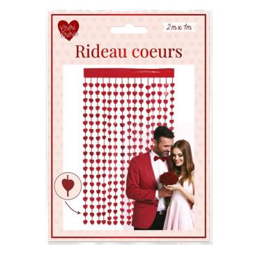 Un superbe rideau à cœurs pour le soir de la Saint-Valentin | jourdefete.com