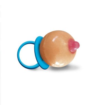 Sucette humoristique en forme de sein avec anneau bleu | jourdefete.com