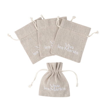 Pochons en lin brodés "Vive les Mariés" pour un mariage élégant | jourdefete.com