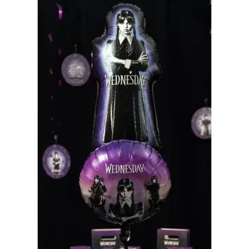 Ballon en aluminium à forme - Mercredi Addams - 39 x 89,4 cm - Mercredi / Wednesday ©