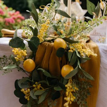 Couronne de citron, mimosa et feuillage - 40 cm
