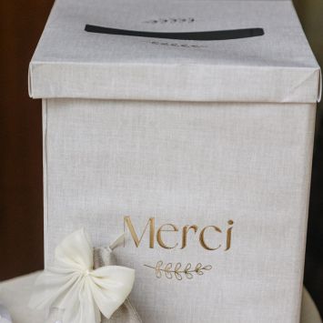 Urne "Merci" - 21 x 21 x 25 cm - Collection Communion Effet Lin et Or