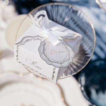 10 étiquettes à personnaliser FSC® - Diamètre 5 cm - Collection Vintage