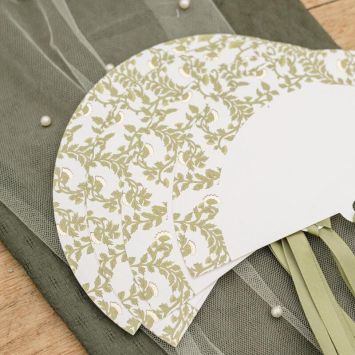 10 éventails avec ruban satiné - 20 x 11,6 cm - Collection Botanica Verde