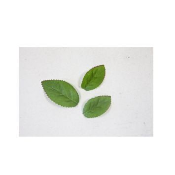 36 feuilles de roses synthétiques vertes