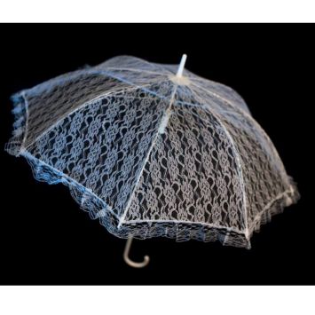 Ombrelle en dentelle blanche