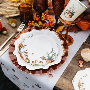 8 assiettes en carton - Diamètre 23 cm - Collection Promenade d'Automne