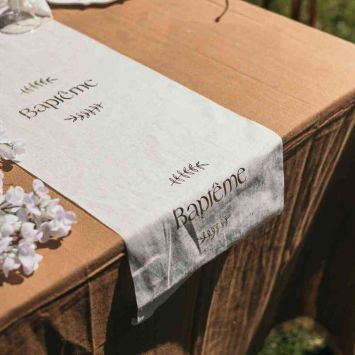 Chemin de table "Baptême" en tissu - 28 cm x 5 m - Collection Baptême Effet Lin et Or