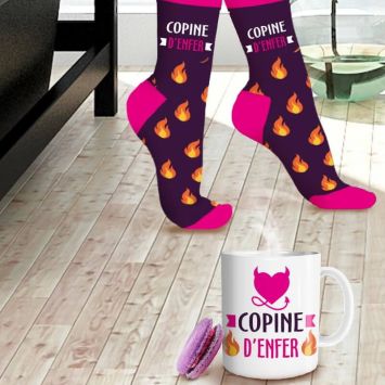 Coffret Cadeau Mug et Chaussettes - Copine d'enfer