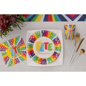 10 Assiettes en carton - C'est la Fête - 22,5 cm