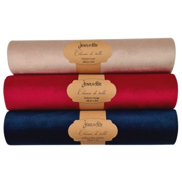 Un choix de couleurs pour votre chemin de table en velours | jourdefete.com