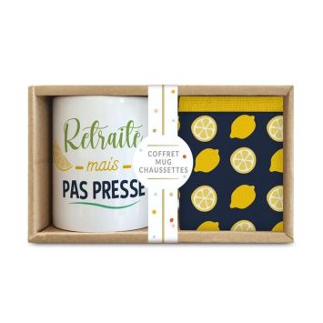 Un coffret composé d'un mug et d'une paire de chaussettes pour votre proche ou collègue | jourdefete.com