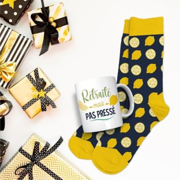 Coffret Cadeau Mug et Chaussettes pour homme - Retraité et pas pressé