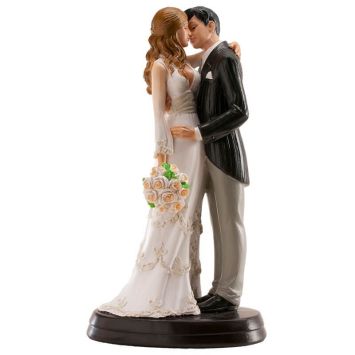 couple-figurines-gateau-mariage | jourdefete.com