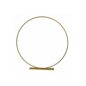 anneau en métal couleur or sur socle | jourdefete.com