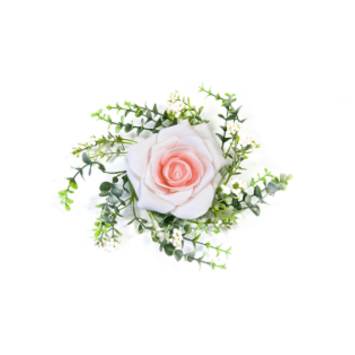 Rose décorative et feuillage de centre de table - Rose pastel
