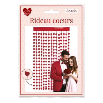 Un superbe rideau à cœurs pour le soir de la Saint-Valentin | jourdefete.com