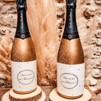 2 stickers pour bouteille - Annonce de grossesse / Gender Reveal - Modèle au choix