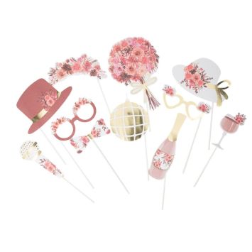 Un kit de 11 accessoires pour photobooth afin de faire des photos lors de votre baptême, de votre communion ou de votre mariage | jourdefete.com