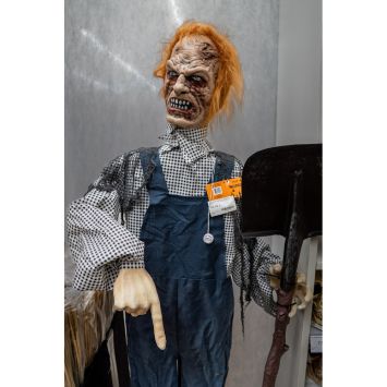 Zombie avec tête pivotante d'Halloween animé sur pieds - 160 cm