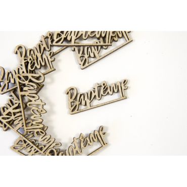 Confettis en bois "Baptême" pour décoration de table élégante et naturelle | jourdefete.com Confettis en bois "Baptême" pour décoration de table élégante et naturelle | jourdefete.com