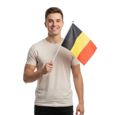 Drapeau de la Belgique tenu par un supporter | jourdefete.com Drapeau de la Belgique tenu par un supporter | jourdefete.com