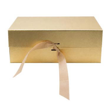 Craquez pour cette boîte cadeau de Noël dorée (29x22x10,5 cm) avec ruban satiné Craquez pour cette boîte cadeau de Noël dorée (29x22x10,5 cm) avec ruban satiné