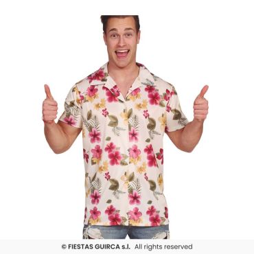 Homme portant une chemise hawaïenne à manches courtes avec imprimé hibiscus rouges et jaunes sur fond blanc, souriant et levant les pouces. Homme portant une chemise hawaïenne à manches courtes avec imprimé hibiscus rouges et jaunes sur fond blanc, souriant et levant les pouces.