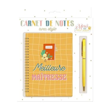 Un coffret comprenant un carnet de notes avec stylo pour la maîtresse de votre enfant | jourdefete.com Un coffret comprenant un carnet de notes avec stylo pour la maîtresse de votre enfant | jourdefete.com