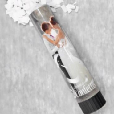 Canon à confettis blancs pour mariage Canon à confettis blancs pour mariage