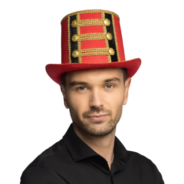 Homme portant un chapeau haut-de-forme de directeur de cirque rouge et or avec boutons décoratifs | jourdefete.com Homme portant un chapeau haut-de-forme de directeur de cirque rouge et or avec boutons décoratifs | jourdefete.com