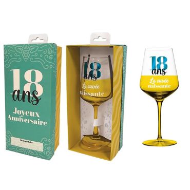 Verre à vin humoristique 18 ans en boîte cadeau | jourdefete.com Verre à vin humoristique 18 ans en boîte cadeau | jourdefete.com