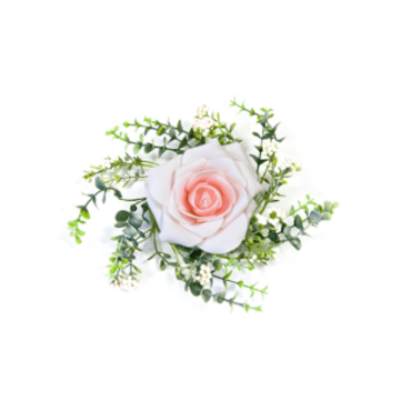 Rose décorative et feuillage de centre de table - Rose pastel Rose décorative et feuillage de centre de table - Rose pastel