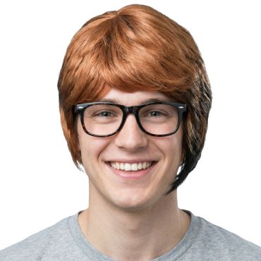 Gros plan d'un homme souriant portant des lunettes d'agent secret rétro, parfaites pour un déguisement d'Austin Powers | jourdefete.com Gros plan d'un homme souriant portant des lunettes d'agent secret rétro, parfaites pour un déguisement d'Austin Powers | jourdefete.com