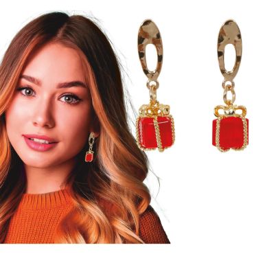 Boucles d’oreilles Noël en forme de petit cadeau rouge, métal doré, pendant festif | jourdefete.com