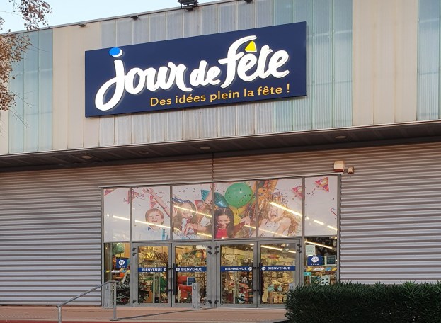 Magasin Nîmes | Jourdefete.com